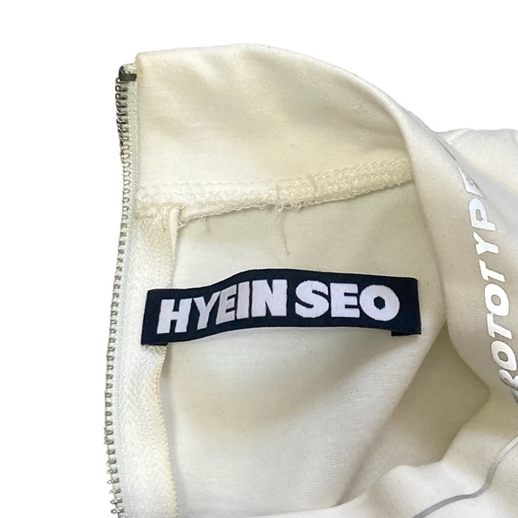 HYEIN SEO Reflective Thunder Top Women’s size 2 in Cream / Reflective 3M - Picture 5 of 9